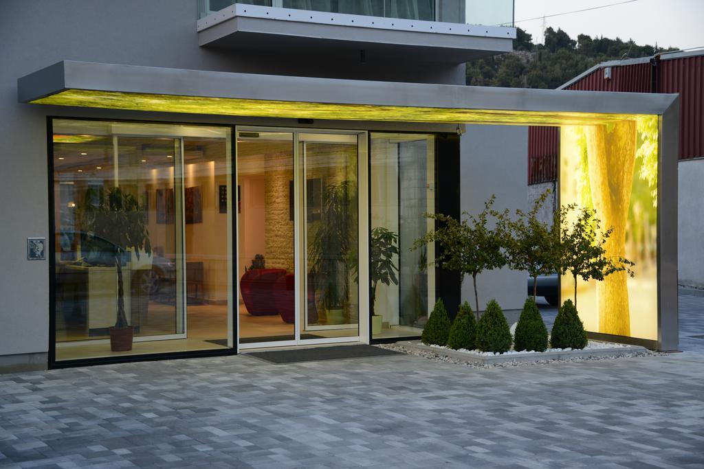Hotel Nar Trebinje Bagian luar foto